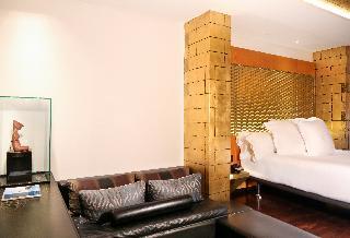 Hotel Claris and Spa