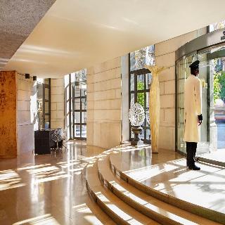 Hotel Claris and Spa