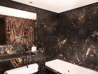 Hotel Claris and Spa