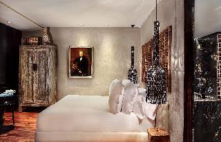 Hotel Claris and Spa