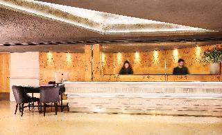 Hotel Claris and Spa