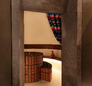 Hotel Claris and Spa