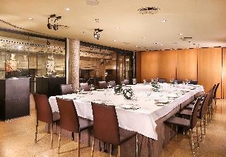 Hotel Claris and Spa