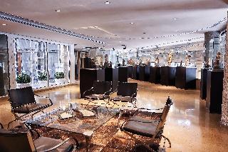 Hotel Claris and Spa