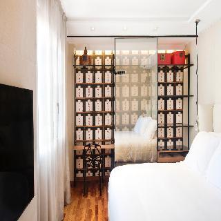 Hotel Claris and Spa