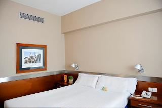 Гостиница Tres Torres Atiram Hotel