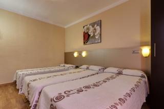 Гостиница Hostal Barcelona