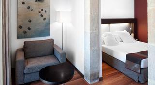 Hotel Catalonia Port