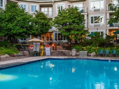 Гостиница Holiday Inn Express And Suites Tremblant