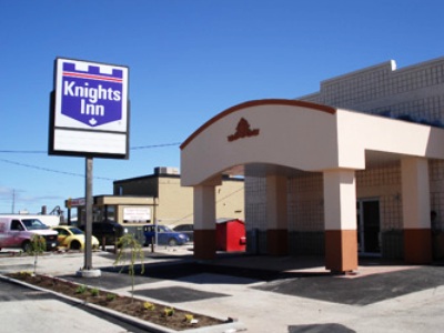 Гостиница Knights Inn Orillia