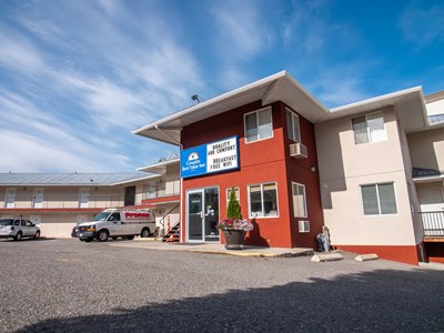 Гостиница Canadas Best Value Inn Kamloops