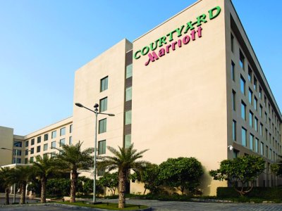 Hotel Courtyard By Marriott Agra