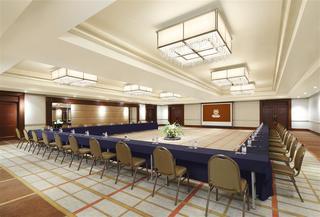 Гостиница Yokohama Bay Sheraton Hotel And Towers