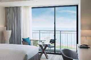 Hotel Hilton Okinawa Chatan Resort