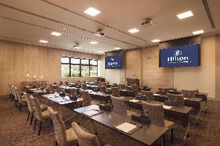 Hotel Hilton Okinawa Chatan Resort