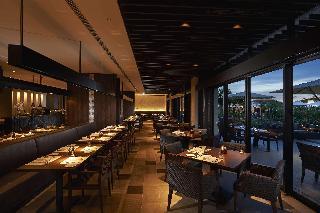 Hotel Hilton Okinawa Chatan Resort