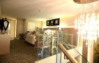 Hotel Metropole