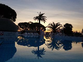 Гостиница Columbus Monaco
