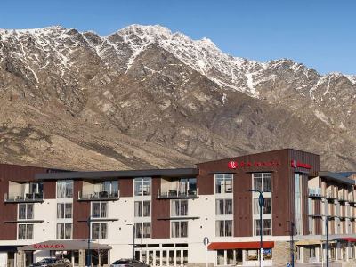 Hotel Ramada Suite Queenstown Remarkables Park