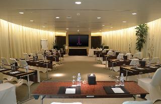 Гостиница The Torch Doha
