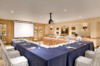 Гостиница Hawthorn Suites by Wyndham Al Khobar