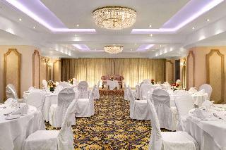 Гостиница Hawthorn Suites by Wyndham Al Khobar