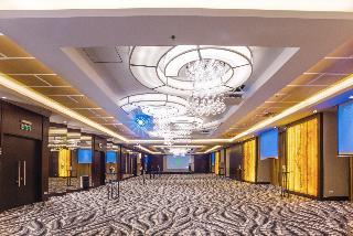 Гостиница Holiday Inn Yanbu
