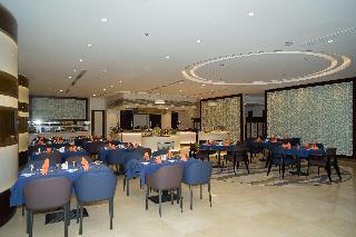 Гостиница Holiday Inn Yanbu