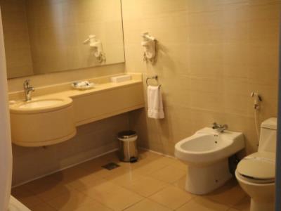 Гостиница Golden Tulip Al Khobar