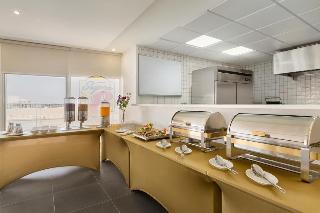 Hotel Super 8 by Wyndham Al Riyadh