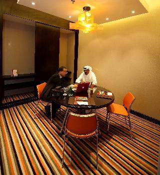 Гостиница Crowne Plaza Riyadh Minhal