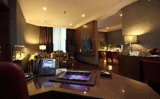 Гостиница Crowne Plaza Riyadh Minhal