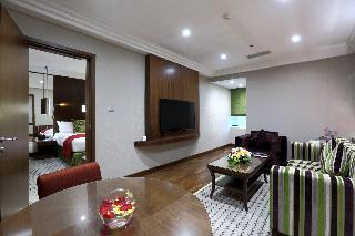 Гостиница Crowne Plaza Riyadh Minhal