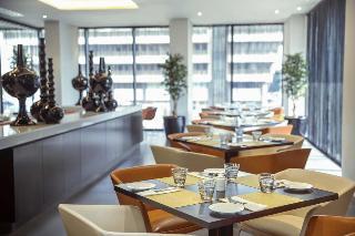 Гостиница Centro Waha by Rotana