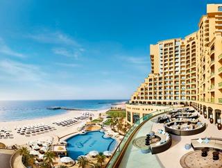 Гостиница Fairmont Ajman