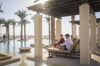 Hotel Al Wathba, a Luxury Collection Desert Resort & Spa