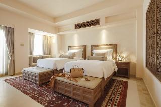 Hotel Al Wathba, a Luxury Collection Desert Resort & Spa