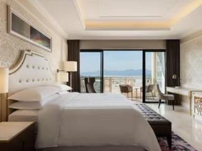 Hotel Sheraton Grand Danang Resort