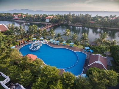 Hotel Koi Resort And Spa