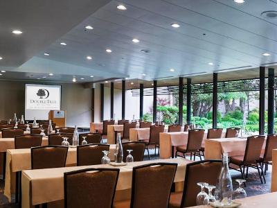 Гостиница Doubletree Los Angeles Downtown