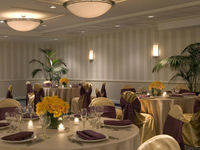 Гостиница Four Points By Sheraton Wakefield Boston