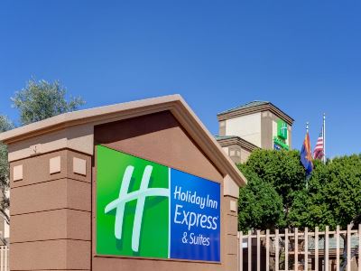 Гостиница Hi Express Suites Downtown - Ballpark