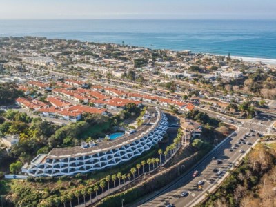 The Encinitan Hotel And Suites