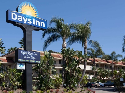 Days Hotel Circle Seaworld