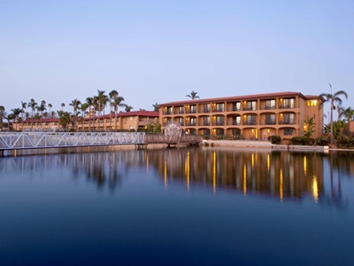 Гостиница Best Western Plus Island Palms