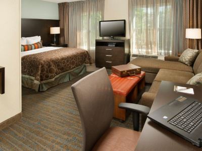 Гостиница Staybridge Suites Sorrento Mesa