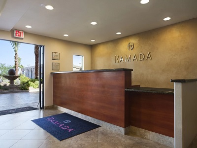 Hotel Ramada Tempe At Arizona Mills Mall