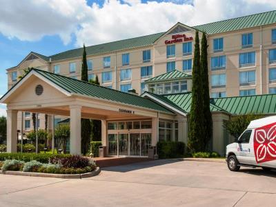 Гостиница Hilton Garden Inn Bush Int'l Airport