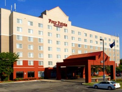 Гостиница Four Points By Sheraton Metro Airport