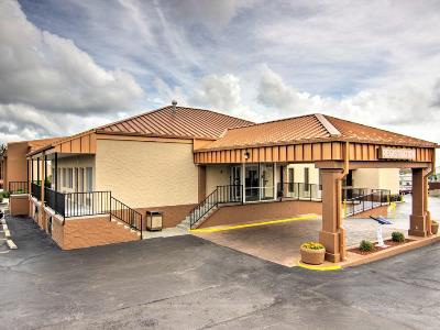Гостиница Best Western Center Pointe Inn